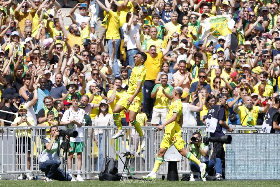 击国际金牌 击国际金牌