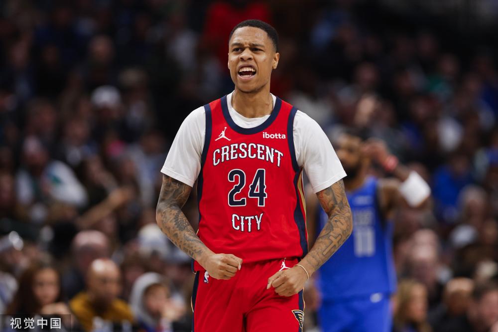 赛场上保持 赛场上保持